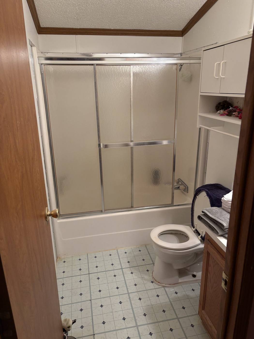 Before: Original bathroom — 2715 Ewing Mishawaka