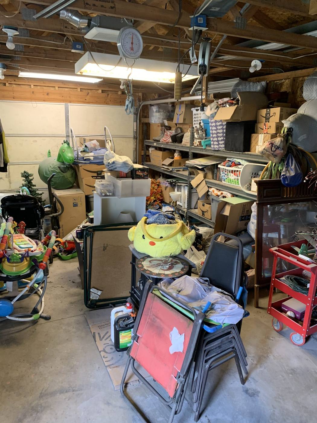 Before: Packed garage — 906 Hendricks Mishawaka